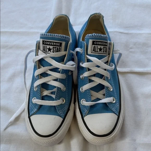 Converse Women’s Classic Blue Sneakers - Picture 1 of 7